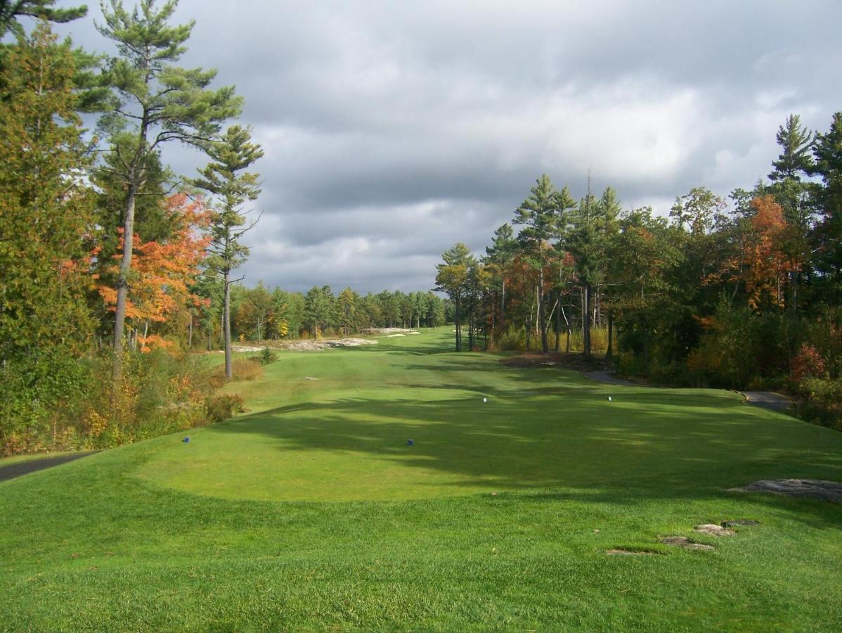 Rocky Crest Golf Resort Mactier Extérieur photo